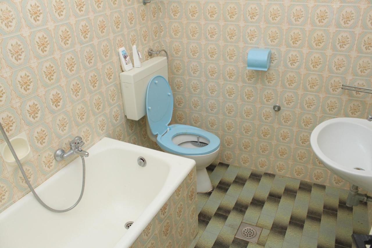 Family Friendly Seaside Apartments Vlasici, Pag - 4319 Exterior foto